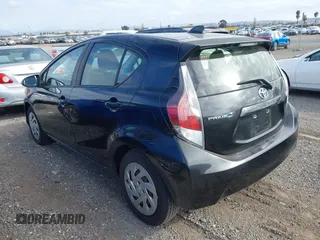 2016 Toyota Prius One z VIN JTDKDTB35G1119947, wystawiony jako IAAI lot #42009815 z przebiegiem 91 941 mil mil oraz . Historia ofert i sprzedaży dostępna na DreamBid. Obrazek 3.