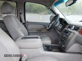 2007 GMC Sierra 1500 SLE1 z VIN 2GTEC13J971571282, wystawiony jako IAAI lot #41980128 z przebiegiem 221 024 mil mil oraz . Historia ofert i sprzedaży dostępna na DreamBid. Obrazek 5.