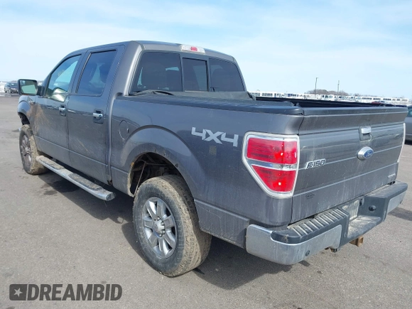 2013 Ford F-150 XL z VIN 1FTFW1EF8DKE23561, wystawiony jako IAAI lot #41747119 z przebiegiem 182 398 mil mil oraz . Historia ofert i sprzedaży dostępna na DreamBid. Obrazek 3.