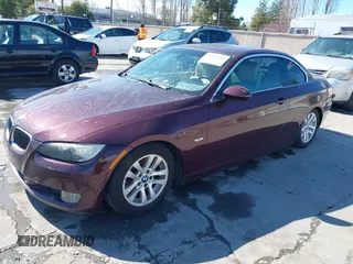 2008 BMW 3 Series 328i with VIN WBAWR33548P152596, listed as a IAAI auction lot 41752110 with 216,772 mi miles and . Bid and sale history available at carsss.com. Image 2.