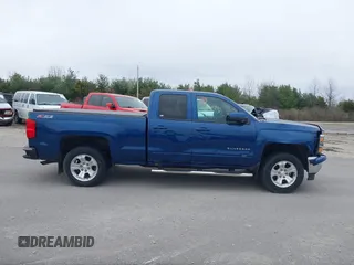 2015 Chevrolet Silverado 1500 LT with VIN 1GCVKREC3FZ424431, listed as a IAAI auction lot 41812094 with 227,739 mi miles. Bid and sale history available at carsss.com. Image 13.