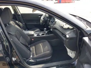 2024 Nissan Altima 2.5 SV with VIN 1N4BL4DVXRN321854, listed as a IAAI auction lot 41812850 with 28,994 mi miles. Bid and sale history available at carsss.com. Image 5.