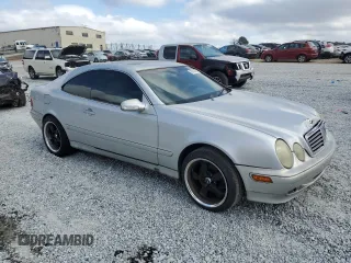 2002 Mercedes-Benz CLK 320/430 with VIN WDBLJ65GX2T095749, listed as a Copart auction lot 78332434 with 227,580 mi miles and Clean Title. Bid and sale history available at DreamBid. Image 4.