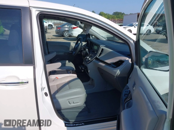 2020 Toyota Sienna XLE Auto Access Seat with VIN 5TDYZ3DC5LS048304, listed as a IAAI auction lot 42658852 with 53,797 mi miles and . Bid and sale history available at DreamBid. Image 5.