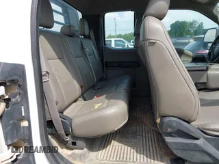 2018 Ford F-250 z VIN 1FD7X2BT6JEC67611, wystawiony jako IAAI lot #42426062 z przebiegiem Nie podano mil oraz . Historia ofert i sprzedaży dostępna na DreamBid. Obrazek 8.