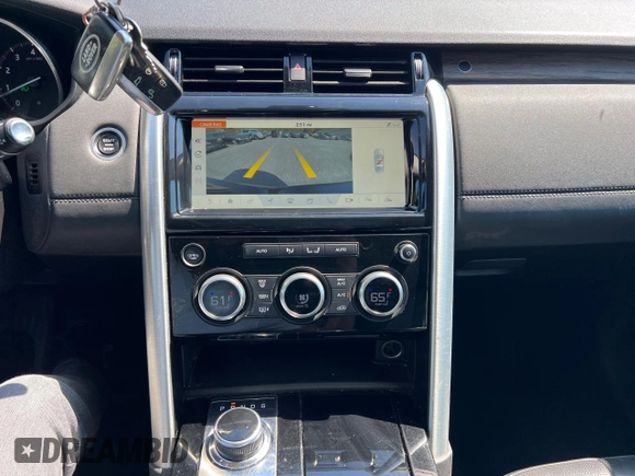 2017 Land Rover Discovery HSE with VIN SALRRBBV7HA045811, listed as a Copart auction lot 56986075 with 142,357 mi miles and Clean Title. Bid and sale history available at DreamBid. Image 10.
