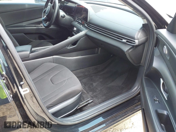 2023 Hyundai Elantra SEL with VIN KMHLS4AGXPU469704, listed as a IAAI auction lot 42355219 with 21,871 mi miles and . Bid and sale history available at DreamBid. Image 5.
