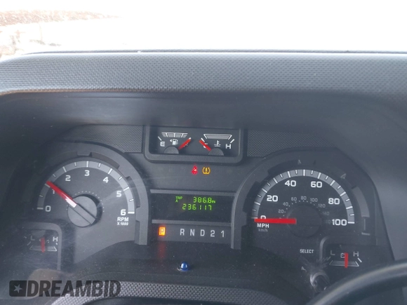 2014 Ford Econoline Cargo Commercial with VIN 1FTNE1EW3EDA92098, listed as a IAAI auction lot 41985717 with 236,117 mi miles and . Bid and sale history available at DreamBid. Image 7.