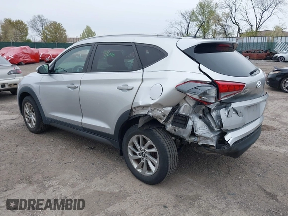 2016 Hyundai Tucson SE z VIN KM8J33A44GU187515, wystawiony jako IAAI lot #42015707 z przebiegiem 89 948 mil mil oraz . Historia ofert i sprzedaży dostępna na DreamBid. Obrazek 3.