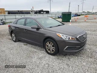 2016 Hyundai Sonata SE with VIN 5NPE24AF0GH350025, listed as a Copart auction lot 64948035 with 136,749 mi miles and Clean title. Bid and sale history available at DreamBid. Image 4.