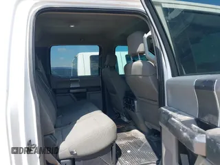 2019 Ford F-250 XL z VIN 1FT7W2B62KED67403, wystawiony jako IAAI lot #42610879 z przebiegiem 230 857 mil mil oraz . Historia ofert i sprzedaży dostępna na DreamBid. Obrazek 8.