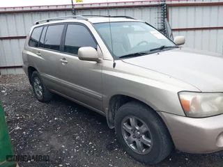 2006 Toyota Highlander w/3rd Row with VIN JTEDP21A660110930, listed as a IAAI auction lot 41521718 with 268,395 mi miles. Bid and sale history available at carsss.com. Image 6.