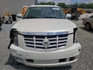 2012 Cadillac Escalade ESV Luxury with VIN 1GYS3HEF6CR134646, listed as a Copart auction lot 55392385 with 211,358 mi miles and Salvage title. Bid and sale history available at DreamBid. Image 5.
