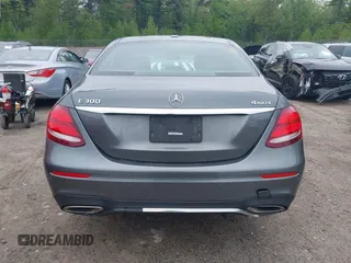 2017 Mercedes-Benz E 300 Luxury with VIN WDDZF4KB3HA081096, listed as a IAAI auction lot 42297801 with 128,798 mi miles and . Bid and sale history available at DreamBid. Image 17.