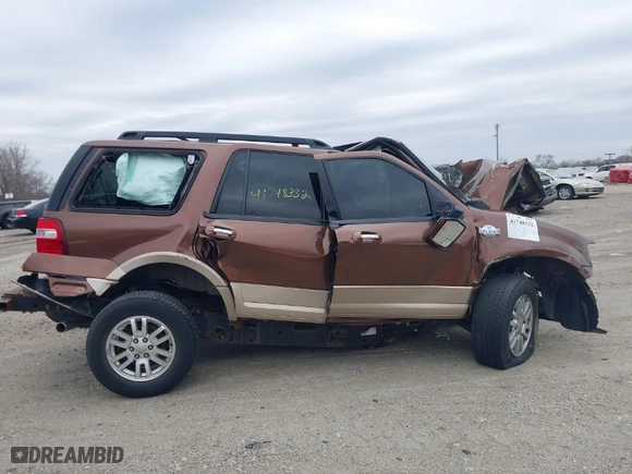 2012 Ford Expedition XLT with VIN 1FMJU1J57CEF20286, listed as a IAAI auction lot 41748332 with 1 mi miles. Bid and sale history available at carsss.com. Image 12.