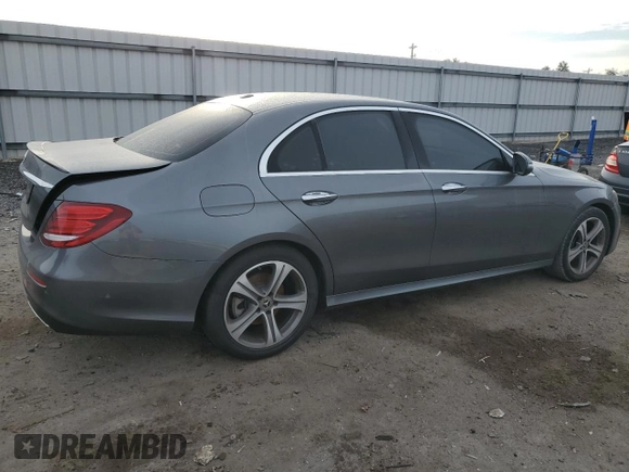 2018 Mercedes-Benz E-Class E 300 with VIN WDDZF4JB1JA465739, listed as a Copart auction lot 81177104 with 0 mi miles and Salvage Title. Bid and sale history available at carsss.com. Image 3.