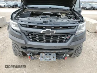 2017 Chevrolet Colorado 4WD ZR2 z VIN 1GCGTEEN5H1284514, wystawiony jako Copart lot #51377075 z przebiegiem 109 085 mil mil oraz Szkoda całkowita • Salvage title. Historia ofert i sprzedaży dostępna na DreamBid. Obrazek 12.