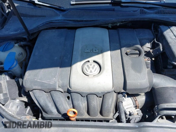 2008 Volkswagen Jetta SE with VIN 3VWRZ71K28M092871, listed as a IAAI auction lot 42059585 with Not provided miles and . Bid and sale history available at DreamBid. Image 10.