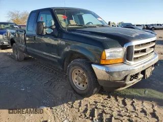 2001 Ford Super Duty F-250 XL with VIN 1FTNX20F91EC66932, listed as a Copart auction lot 83177154 with 258,347 mi miles and Salvage Title. Bid and sale history available at carsss.com. Image 4.