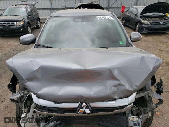 2021 Mitsubishi Outlander ES z VIN JA4ARUAU8MU023828, wystawiony jako Copart lot #54755025 z przebiegiem 91 864 mil mil oraz Szkoda całkowita • Salvage title. Historia ofert i sprzedaży dostępna na DreamBid. Obrazek 12.