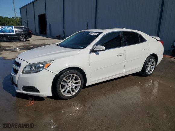 2013 Chevrolet Malibu LT with VIN 1G11C5SA0DF274003, listed as a Copart auction lot 53482325 with 263,277 mi miles and Salvage Title. Bid and sale history available at carsss.com. Image 1.
