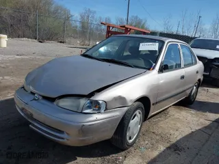 2001 Chevrolet Prizm with VIN 1Y1SK52891Z427897, listed as a IAAI auction lot 41949901 with 143,706 mi miles. Bid and sale history available at carsss.com. Image 2.