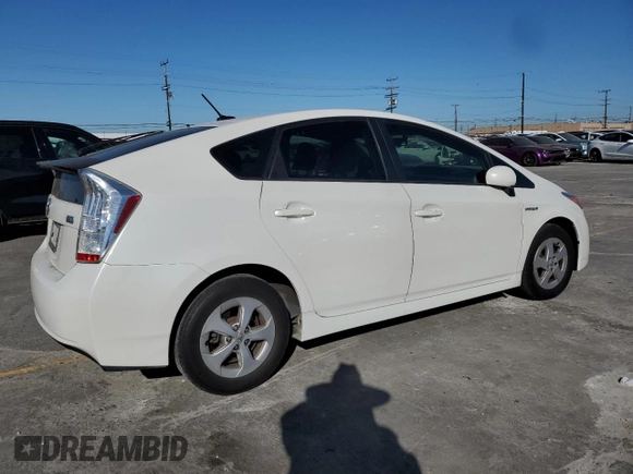 2010 Toyota Prius II with VIN JTDKN3DU5A0241272, listed as a Copart auction lot 55701555 with 299,547 mi miles and Clean Title. Bid and sale history available at DreamBid. Image 3.
