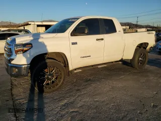 2016 Toyota Tundra SR5 z VIN 5TFRY5F19GX202284, wystawiony jako Copart lot #79893704 z przebiegiem 102 731 mil mil oraz Szkoda całkowita • Salvage title. Historia ofert i sprzedaży dostępna na DreamBid. Obrazek 1.