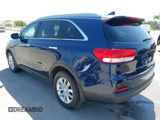2016 Kia Sorento LX with VIN 5XYPG4A37GG145552, listed as a IAAI auction lot 42014900 with 153,191 mi miles. Bid and sale history available at carsss.com. Image 3.