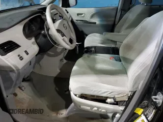 2011 Toyota Sienna LE with VIN 5TDJK3DCXBS026450, listed as a Copart auction lot 52324565 with 227,892 mi miles and Clean Title. Bid and sale history available at carsss.com. Image 7.