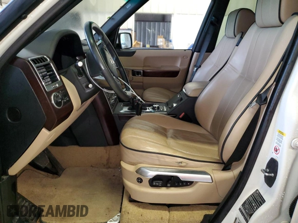 2010 Land Rover Range Rover HSE Lux with VIN SALMF1D41AA324694, listed as a Copart auction lot 71412224 with 180,984 mi miles and Clean title. Bid and sale history available at DreamBid. Image 7.