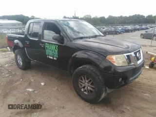 2015 Nissan Frontier SV z VIN 1N6AD0ER8FN769810, wystawiony jako IAAI lot #42857319 z przebiegiem 165 781 mil mil oraz . Historia ofert i sprzedaży dostępna na DreamBid. Obrazek 1.