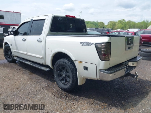 2004 Nissan Titan LE with VIN 1N6AA07B34N515783, listed as a IAAI auction lot 42109749 with 228,326 mi miles and . Bid and sale history available at carsss.com. Image 3.