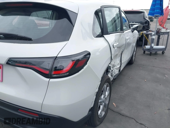 2024 Honda HR-V LX with VIN 3CZRZ1H36RM729092, listed as a IAAI auction lot 42058159 with 14,188 mi miles. Bid and sale history available at carsss.com. Image 20.