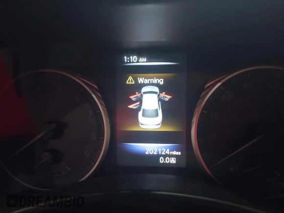 2014 Infiniti Q50 Premium z VIN JN1BV7AP5EM692015, wystawiony jako IAAI lot #42412718 z przebiegiem 202 124 mil mil oraz . Historia ofert i sprzedaży dostępna na DreamBid. Obrazek 7.