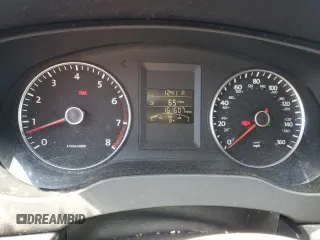 2013 Volkswagen Jetta SE с VIN 3VWDX7AJ2DM277519, выставлен на аукционе Copart как лот 55240695 с пробегом 161 607 миль миль и Списание • Salvage title. История ставок и продаж доступна на DreamBid. Изображение 9.
