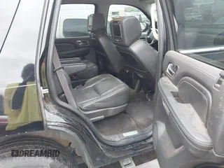 2014 Cadillac Escalade Platinum z VIN 1GYS4DEF9ER212880, wystawiony jako IAAI lot #41954880 z przebiegiem 193 203 mil mil oraz . Historia ofert i sprzedaży dostępna na DreamBid. Obrazek 8.