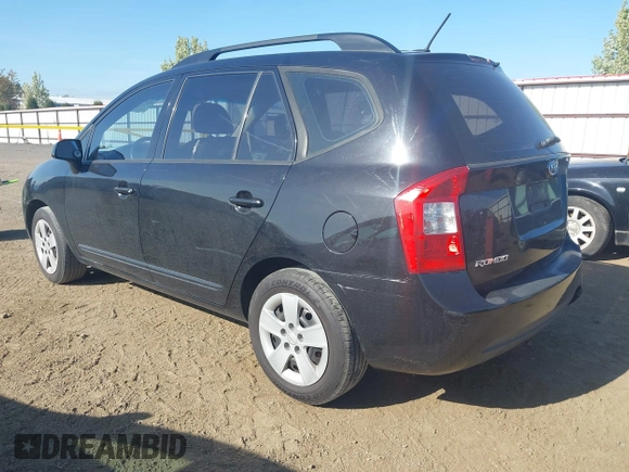 2009 Kia Rondo LX with VIN KNAFG529797268303, listed as a IAAI auction lot 42088100 with 140,458 mi miles. Bid and sale history available at carsss.com. Image 3.