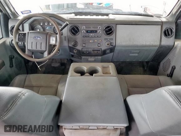 2015 Ford F-250 XL with VIN 1FT7W2A65FEC43777, listed as a Copart auction lot 59319115 with 114,640 mi miles and Clean title. Bid and sale history available at DreamBid. Image 8.
