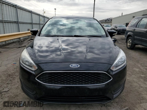2016 Ford Focus SE z VIN 1FADP3F22GL237773, wystawiony jako Copart lot #49889515 z przebiegiem 131 073 mil mil oraz Szkoda całkowita • Salvage title. Historia ofert i sprzedaży dostępna na DreamBid. Obrazek 5.