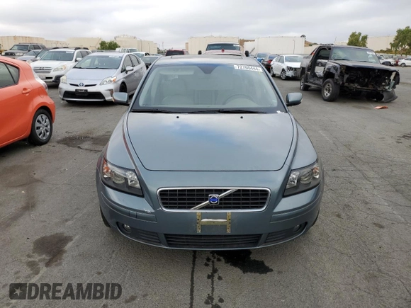 2005 Volvo S40 with VIN YV1MS682552054517, listed as a Copart auction lot 72760444 with 115,527 mi miles and Salvage Title. Bid and sale history available at carsss.com. Image 5.