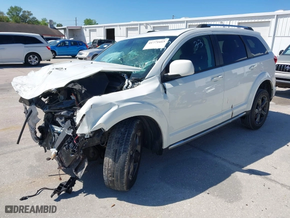 2020 Dodge Journey Crossroad with VIN 3C4PDCGBXLT264023, listed as a IAAI auction lot 41771665 with 81,863 mi miles. Bid and sale history available at carsss.com. Image 17.