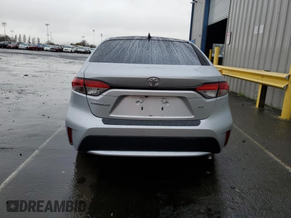 2020 Toyota Corolla LE with VIN JTDVPRAEXLJ074010, listed as a Copart auction lot 45148624 with 68,934 mi miles and Non Repairable. Bid and sale history available at carsss.com. Image 6.