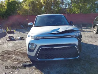 2020 Kia Soul LX with VIN KNDJ23AU3L7728442, listed as a IAAI auction lot 40602922 with 65,034 mi miles. Bid and sale history available at carsss.com. Image 13.