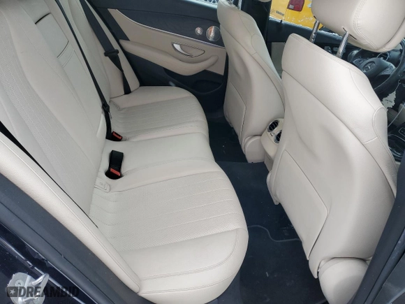 2017 Mercedes-Benz E-Class E 300 Luxury with VIN WDDZF4KB1HA145930, listed as a Copart auction lot 45401385 with NaN miles and Clean Title. Bid and sale history available at carsss.com. Image 10.