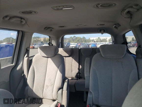2006 Kia Sedona LX with VIN KNDMB233866024341, listed as a Copart auction lot 79071364 with 132,924 mi miles and Salvage Title. Bid and sale history available at carsss.com. Image 10.