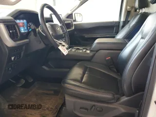 2022 Ford Expedition XLT с VIN 1FMJU1JTXNEA07101, выставлен на аукционе Copart как лот 56622645 с пробегом 53 971 миль миль и Списание • Salvage title. История ставок и продаж доступна на DreamBid. Изображение 7.