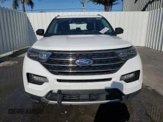 2024 Ford Explorer XLT with VIN 1FMSK7DH7RGA02632, listed as a Copart auction lot 49038645 with 31,704 mi miles and Non Repairable. Bid and sale history available at carsss.com. Image 5.