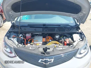 2021 Chevrolet Bolt EV Premier z VIN 1G1FZ6S01M4106836, wystawiony jako IAAI lot #42438764 z przebiegiem 27 894 mil mil oraz . Historia ofert i sprzedaży dostępna na DreamBid. Obrazek 10.