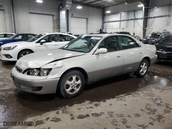 1998 Lexus ES 300 Luxury Sport Sdn with VIN JT8BF28G9W0105650, listed as a Copart auction lot 47545945 with 254,311 mi miles and Salvage Title. Bid and sale history available at carsss.com. Image 1.
